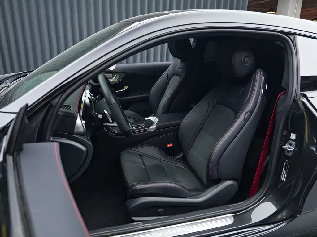 Mercedes-Benz C-Class (Import) — миниатюра 16
