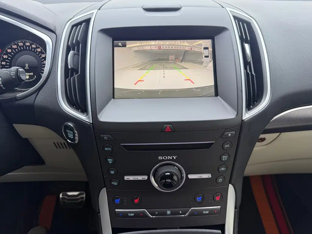 Ford Edge — миниатюра 14