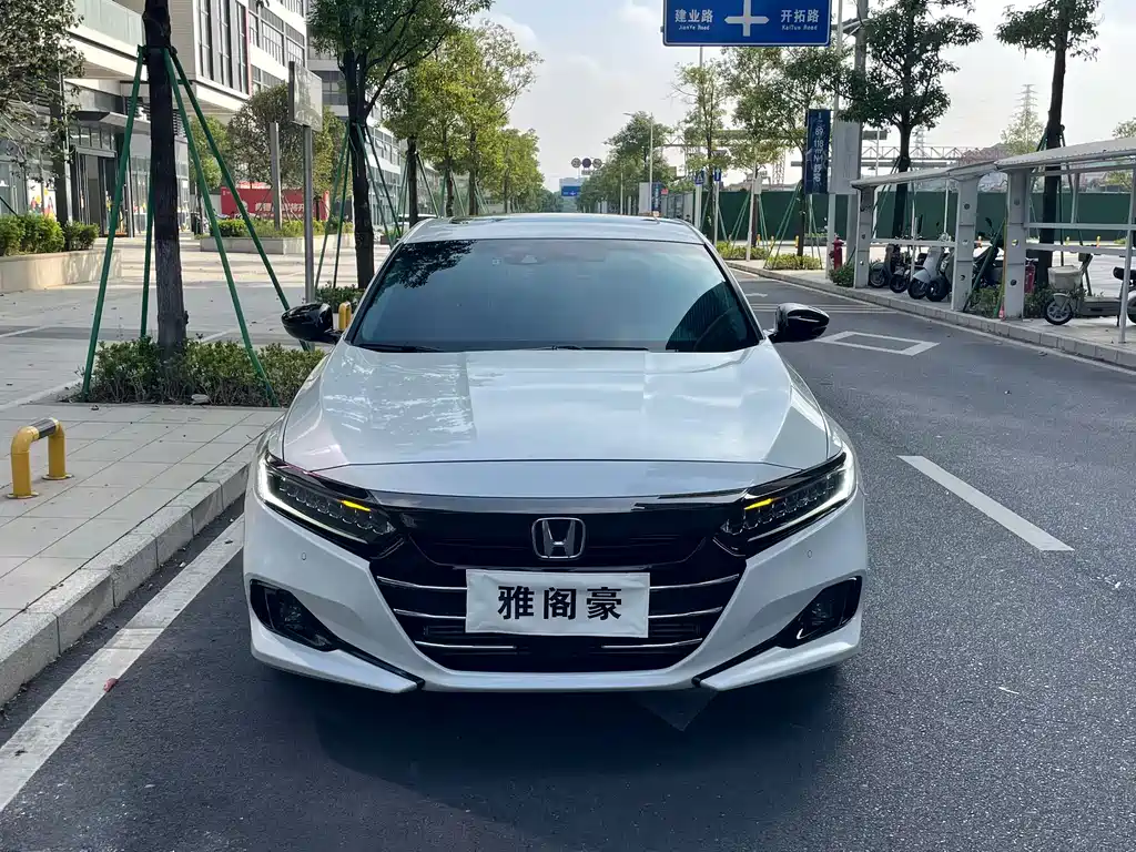 Honda Accord — миниатюра 2