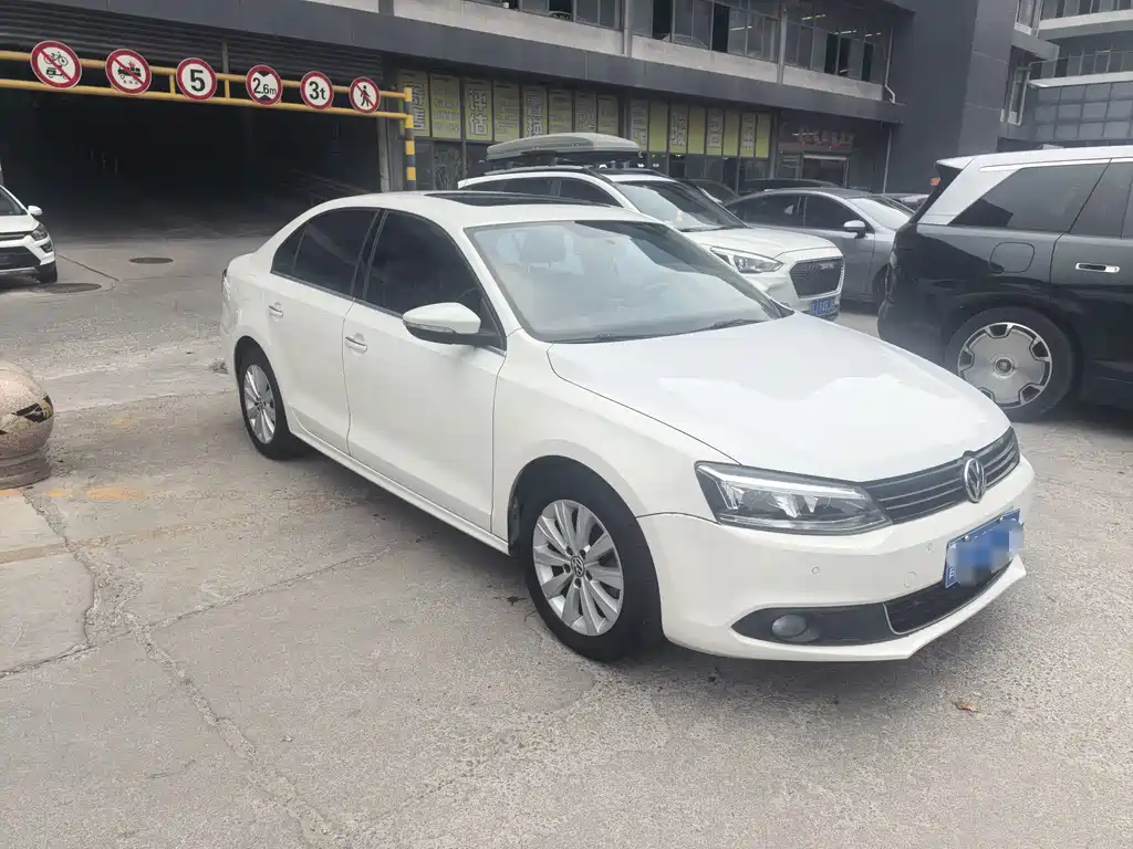 Volkswagen Sagitar — миниатюра 3