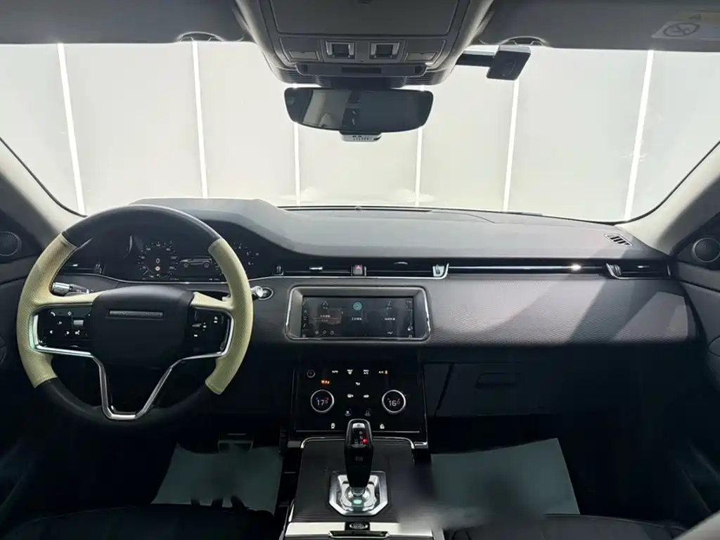Land Rover Evoque — миниатюра 13