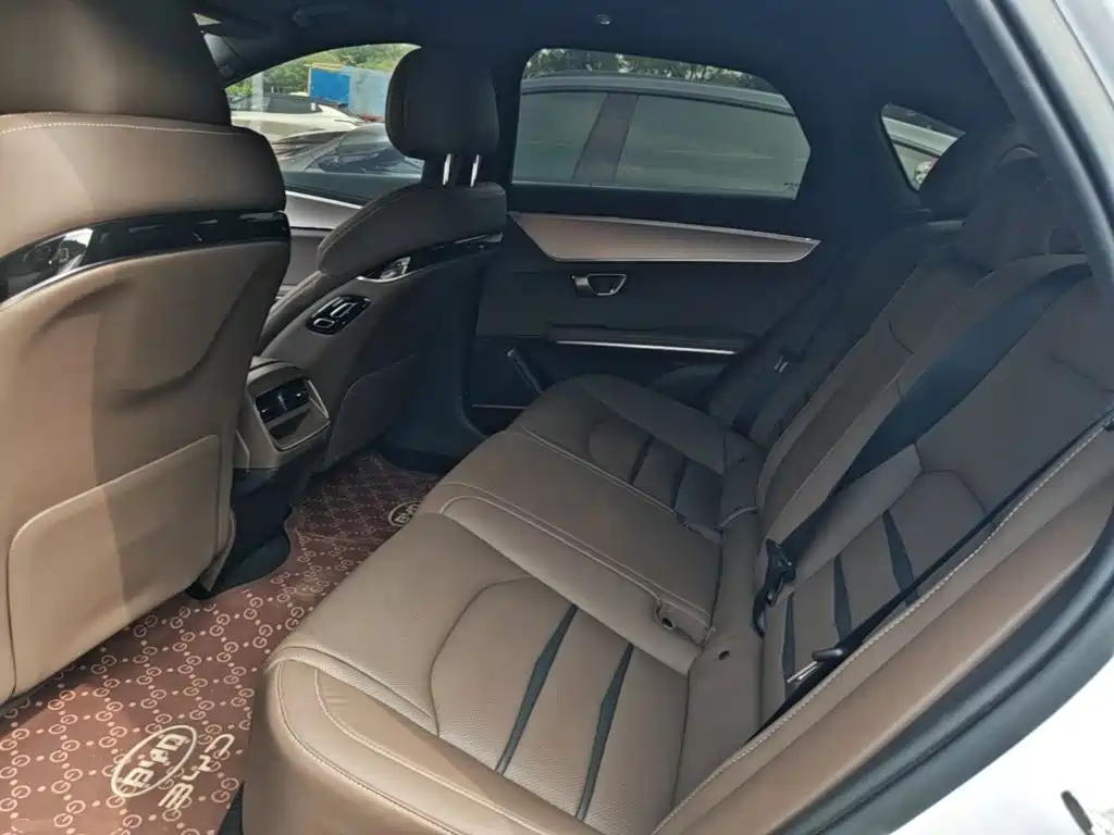 BYD Han — миниатюра 17