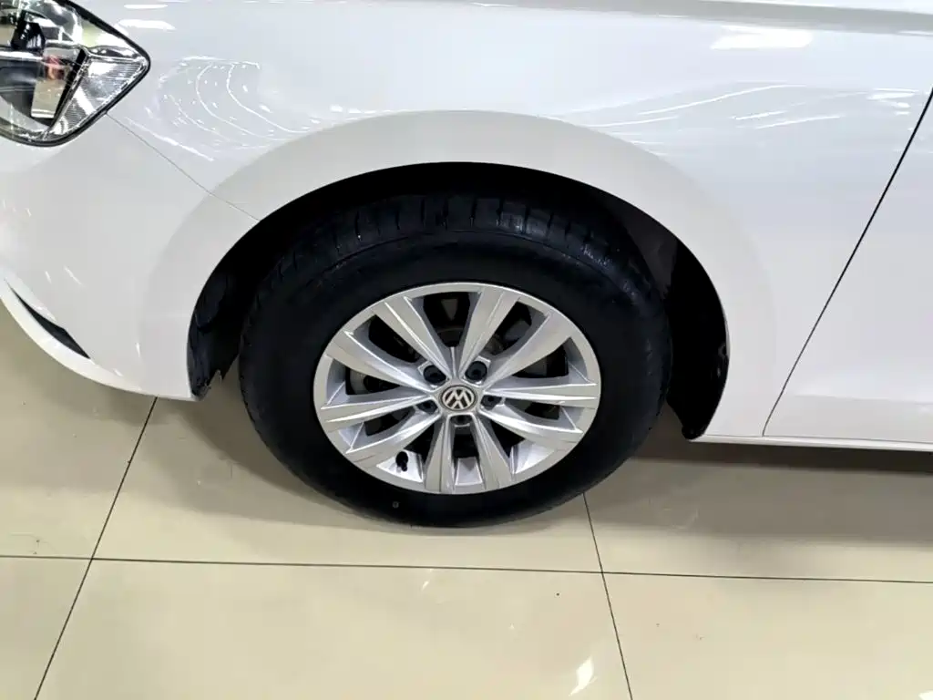 Volkswagen Bora — миниатюра 23
