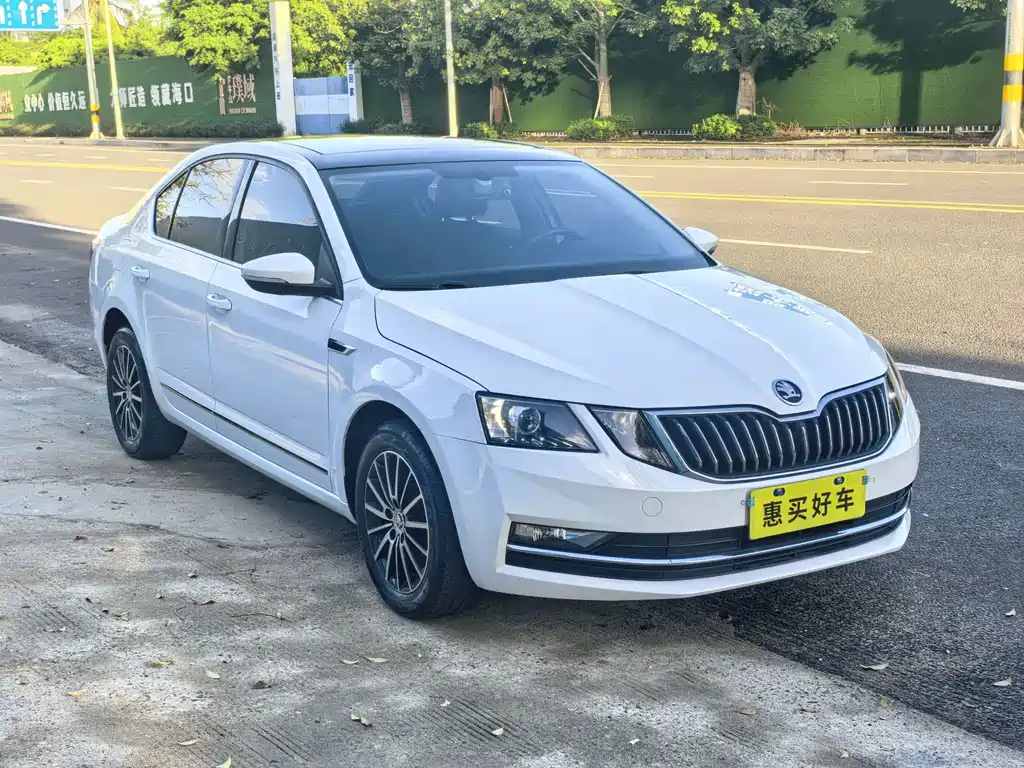 Skoda Octavia — миниатюра 3