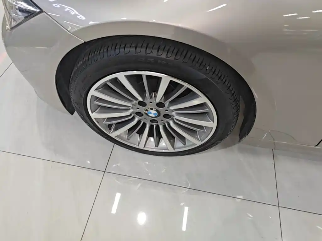 BMW 3 Series — миниатюра 23