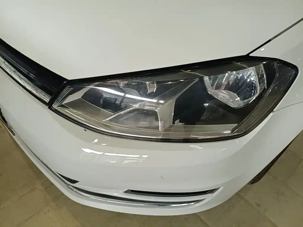 Volkswagen Golf — миниатюра 24