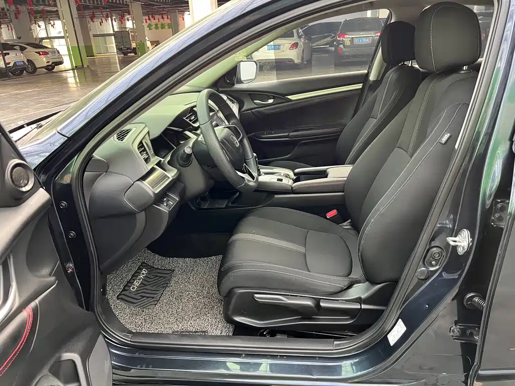 Honda Civic — миниатюра 4