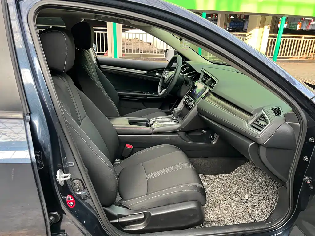 Honda Civic — миниатюра 6