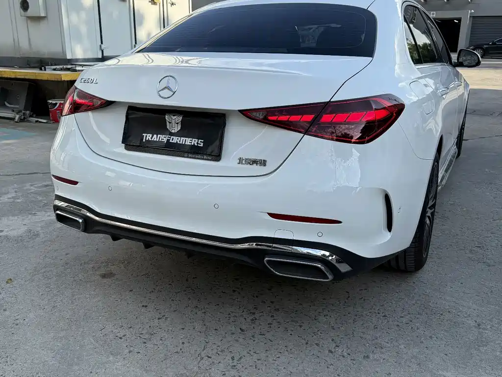 Mercedes-Benz C-Class — миниатюра 10