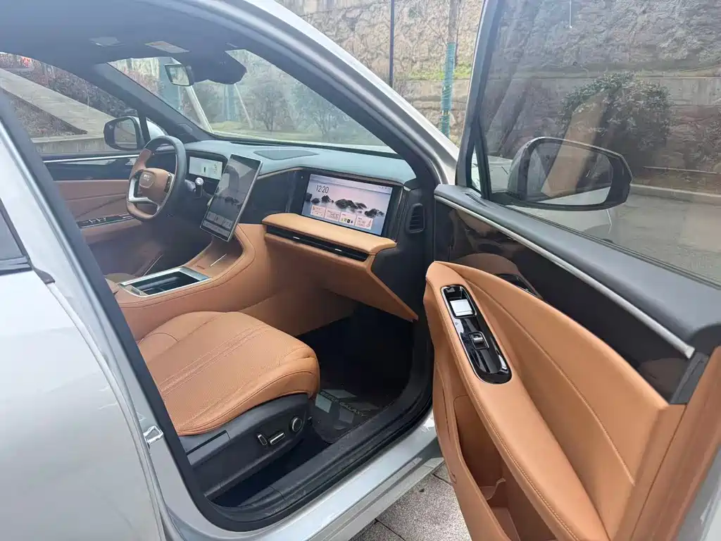 GEELY GALAXY GALAXY L7