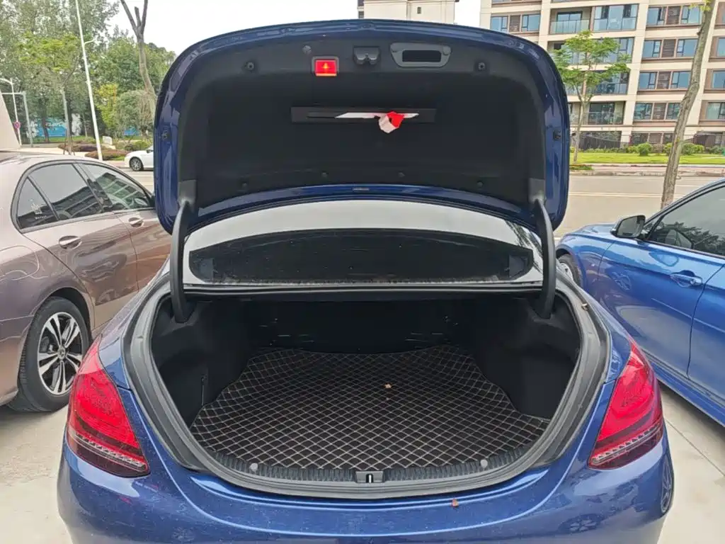 Mercedes-Benz C-Class — миниатюра 19