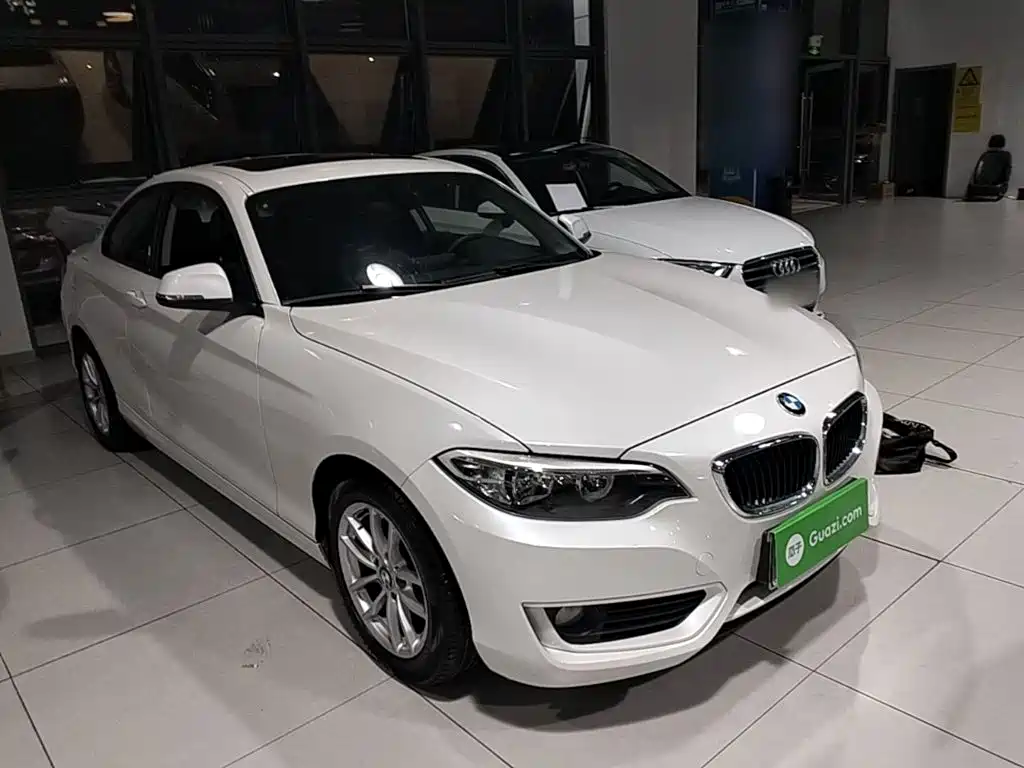 BMW 2 Series (Import) — миниатюра 4