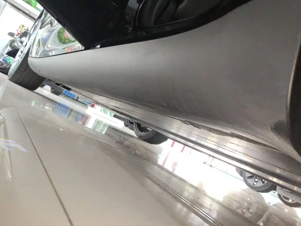Tesla Model Y — миниатюра 22