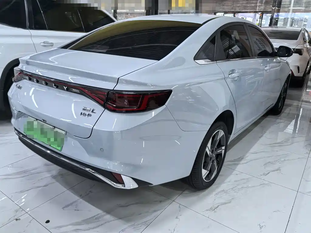 Geely L HiP — миниатюра 6