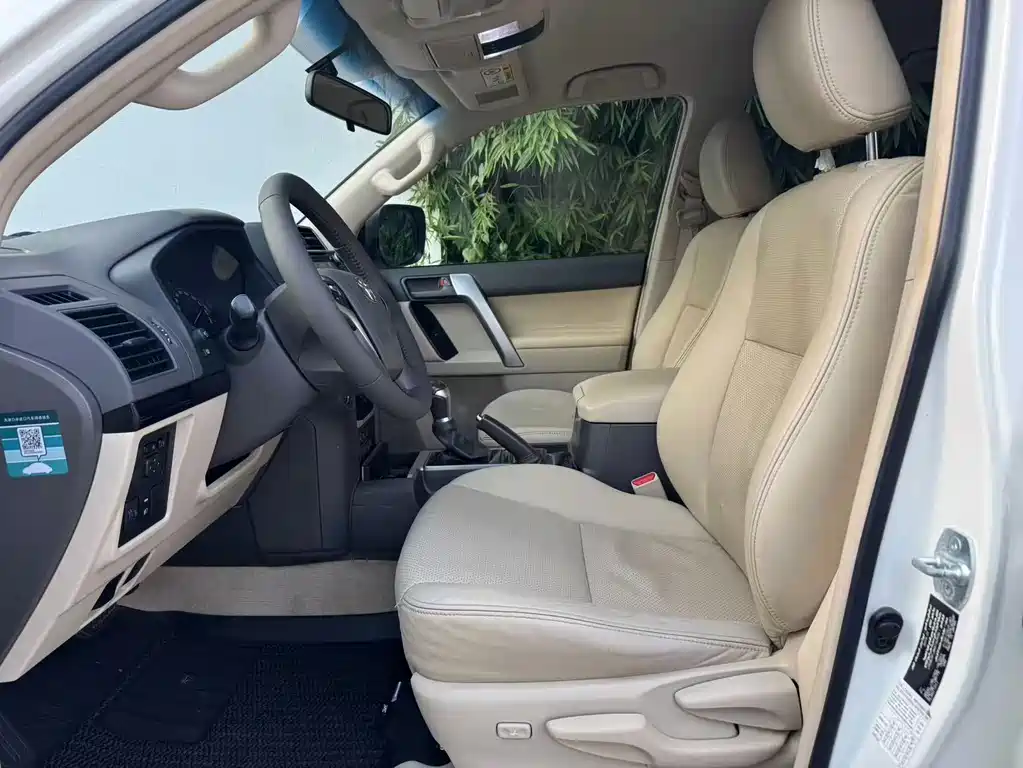 Toyota Prado (Import) — миниатюра 8