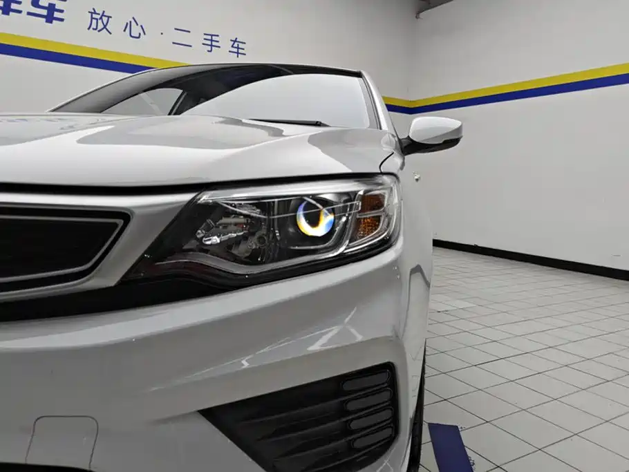 Geely Vision — миниатюра 5