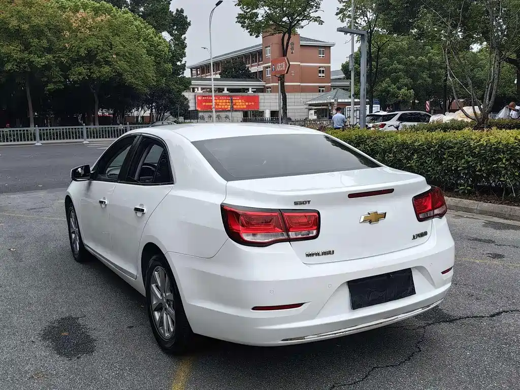 Chevrolet Malibu — миниатюра 5