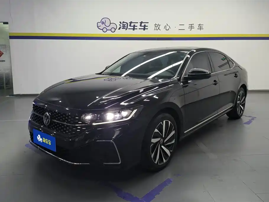 Volkswagen Passat 2022