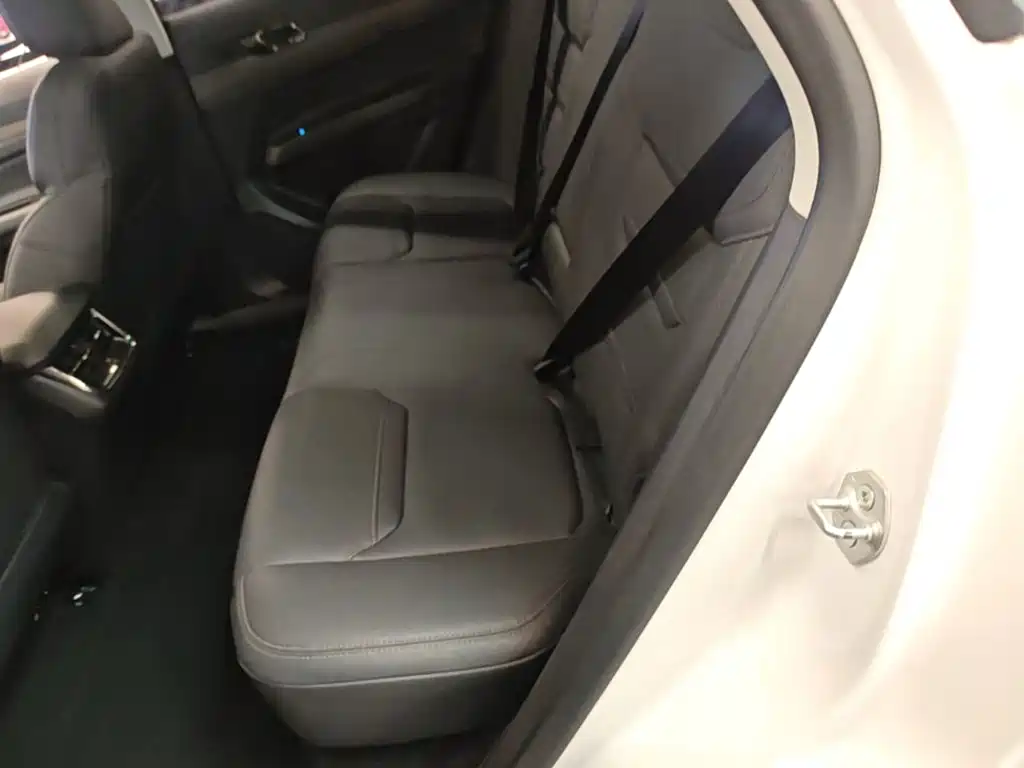 Ford Equator Sport — миниатюра 17