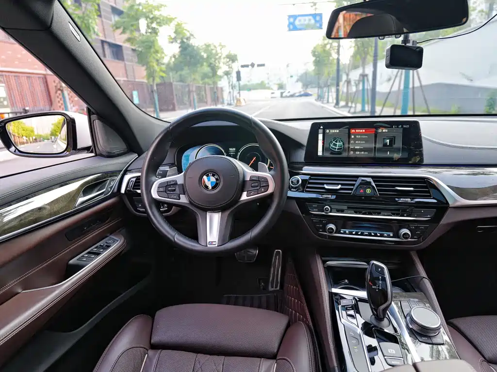 BMW 6 Series GT — миниатюра 11