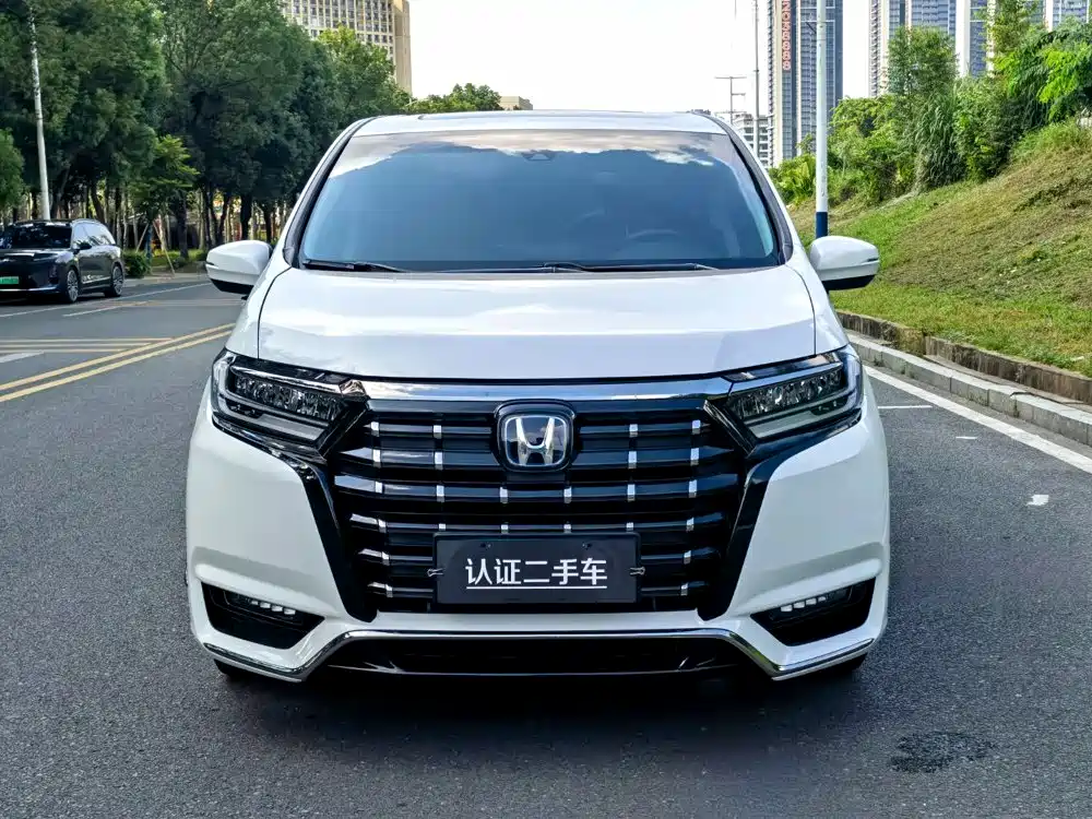 Honda Elysion — миниатюра 2