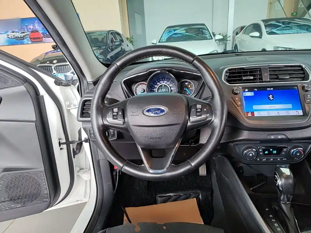 Ford Escort — миниатюра 11