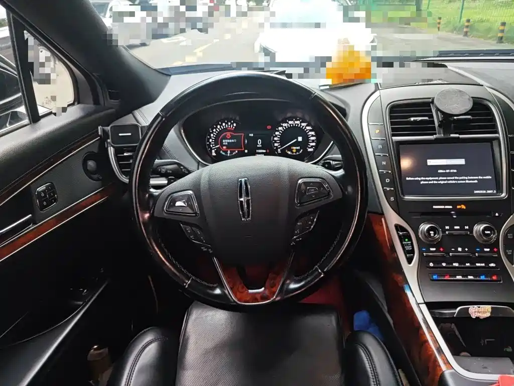 Lincoln MKX — миниатюра 6