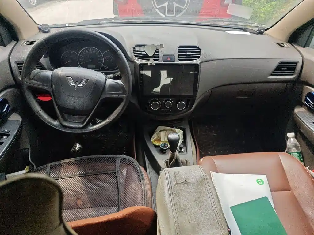Wuling Hongguang — миниатюра 5