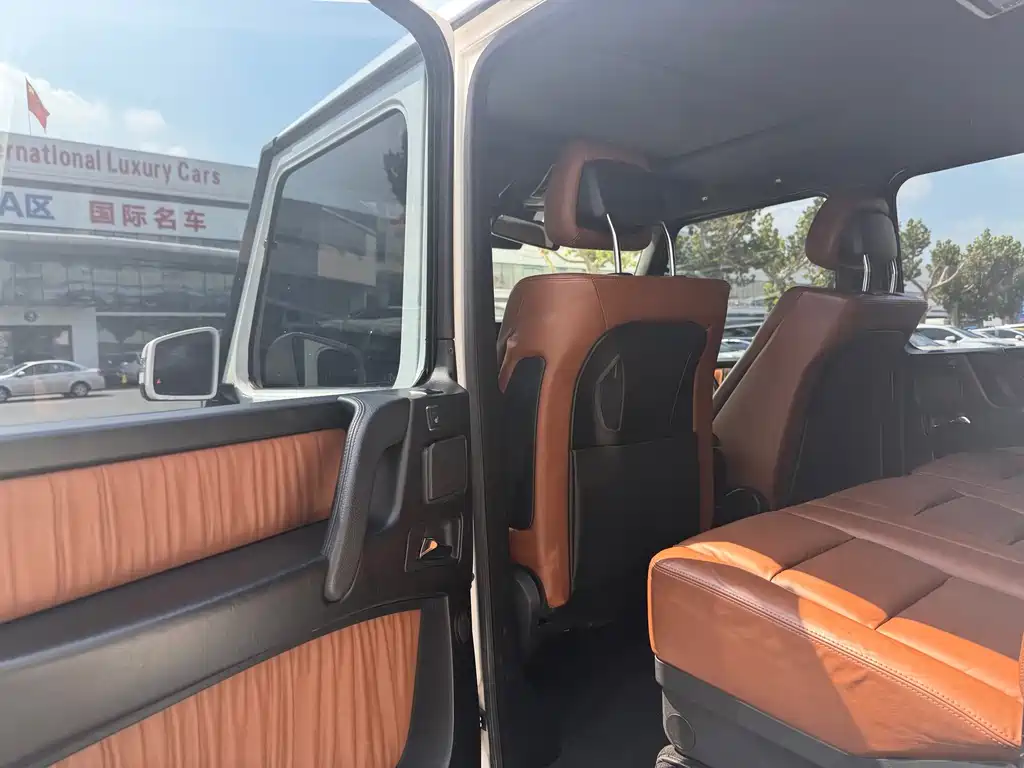 Mercedes-Benz G-Class — миниатюра 13
