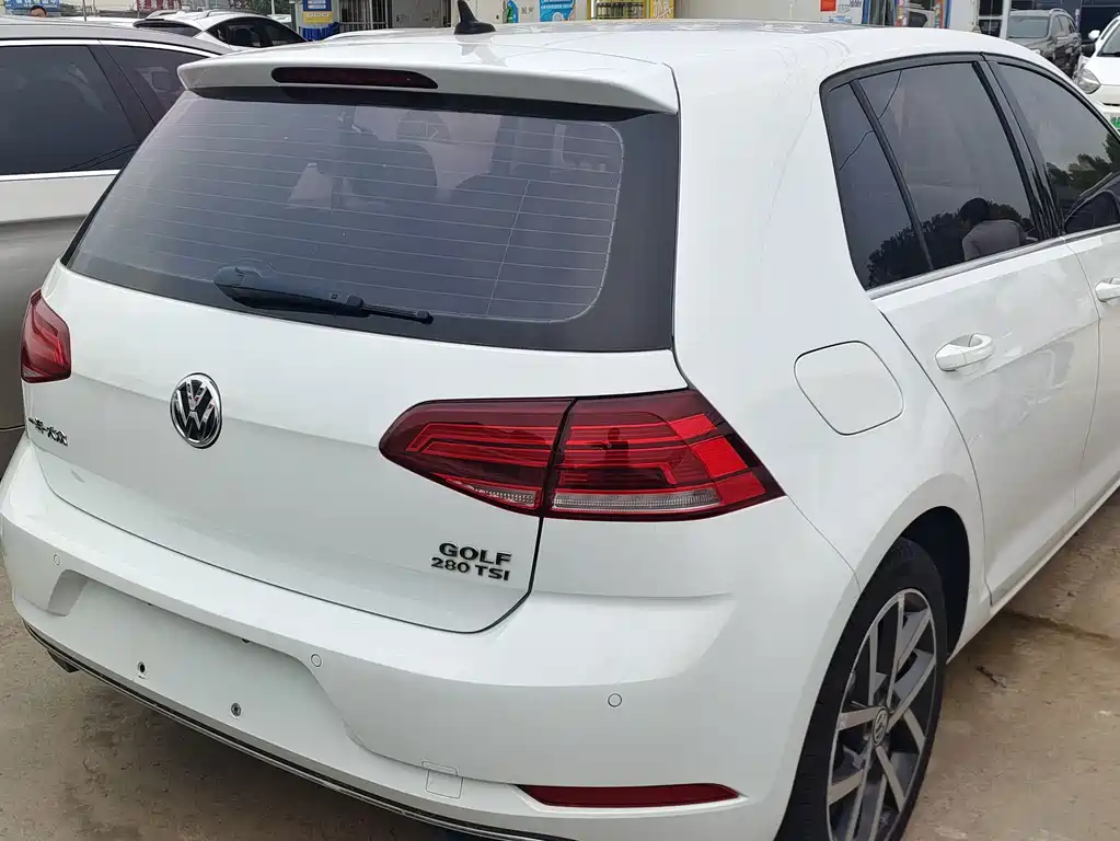 Volkswagen Golf — миниатюра 8