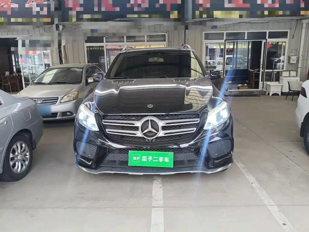 Mercedes-Benz GLE (Import) — миниатюра 3
