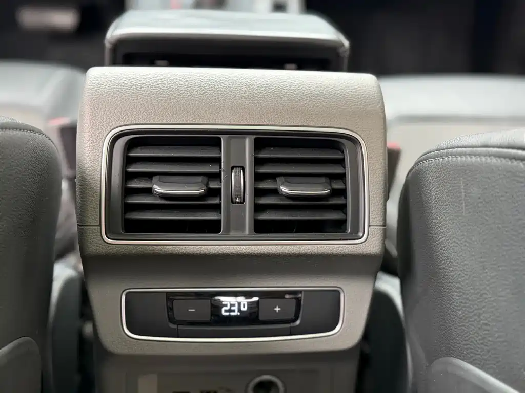 Audi Q5L — миниатюра 12