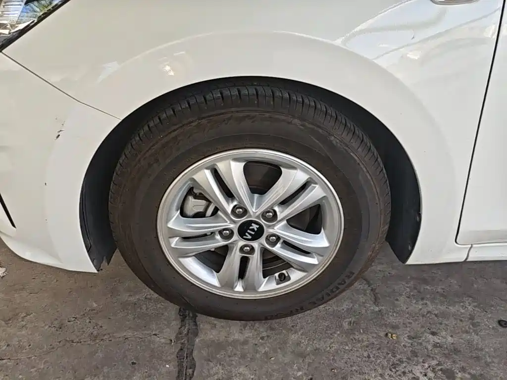 Kia Forte — миниатюра 23