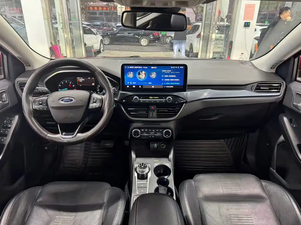 Ford Focus Active — миниатюра 9