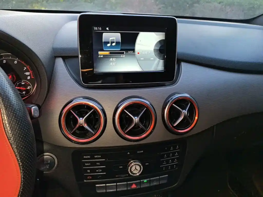 Mercedes-Benz B-Class — миниатюра 13