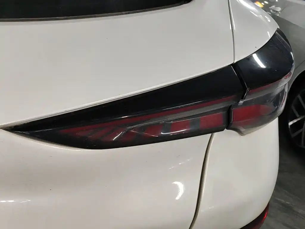 Changan UNI-T — миниатюра 8