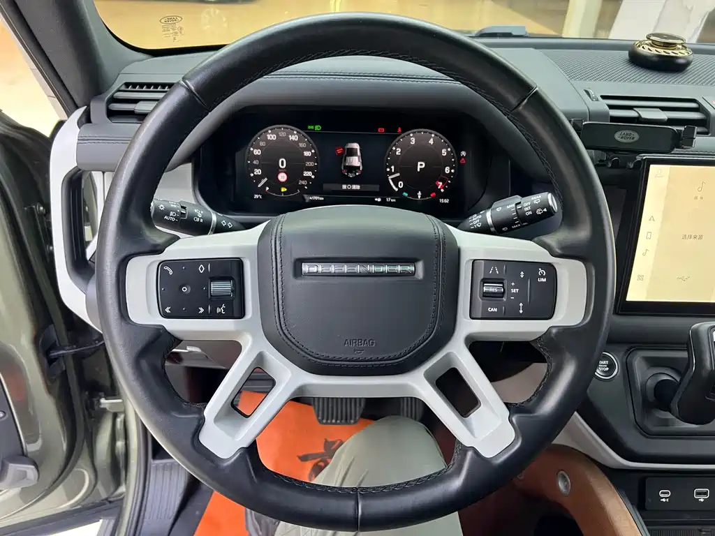 Land Rover Defender — миниатюра 14