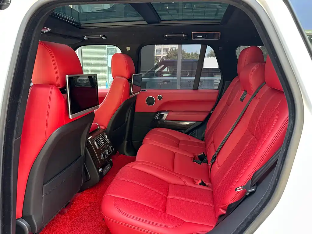 Land Rover Range Rover — миниатюра 9