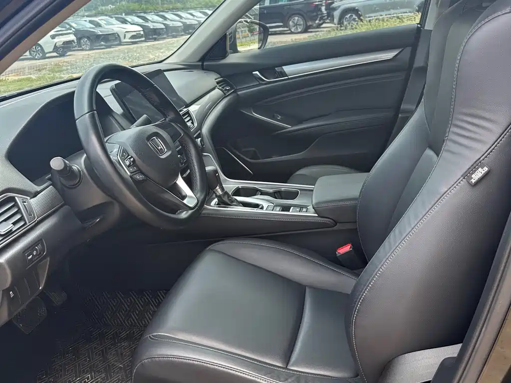Honda Accord — миниатюра 4
