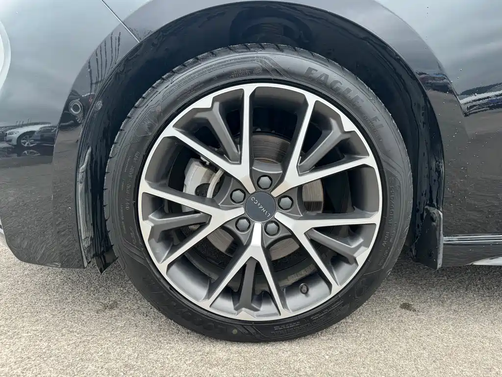 Lynk & Co 03 1.5TD DCT Dynamic Pro Edition, фото 15