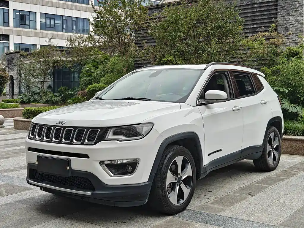 Jeep Compass — миниатюра 2