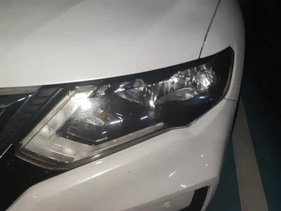 Nissan X-Trail 2017 2.0L CVT Comfort 2WD