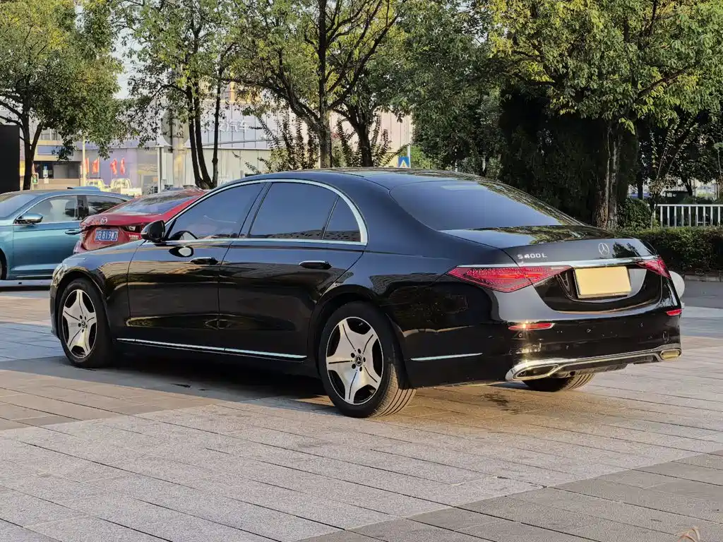 Mercedes-Benz S-Class — миниатюра 9