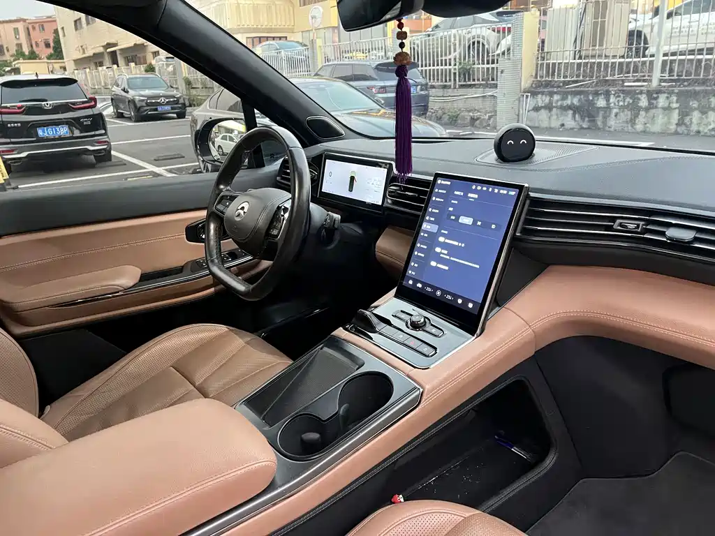 NIO ES8 — миниатюра 18