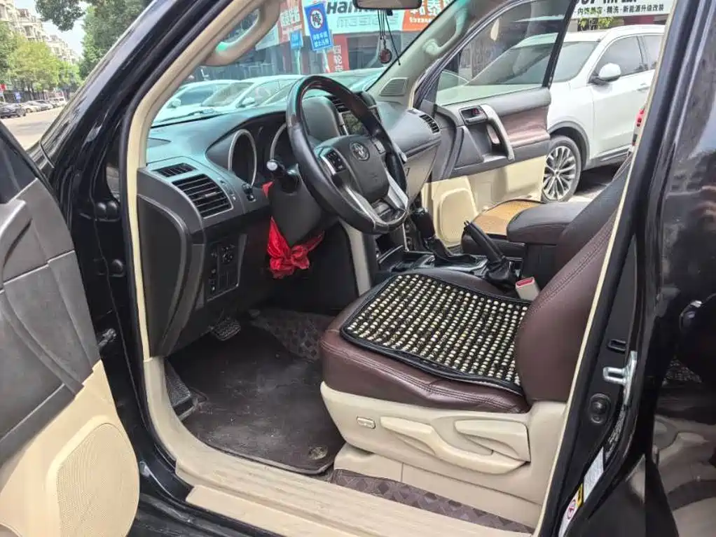 Toyota Prado (Import) — миниатюра 4