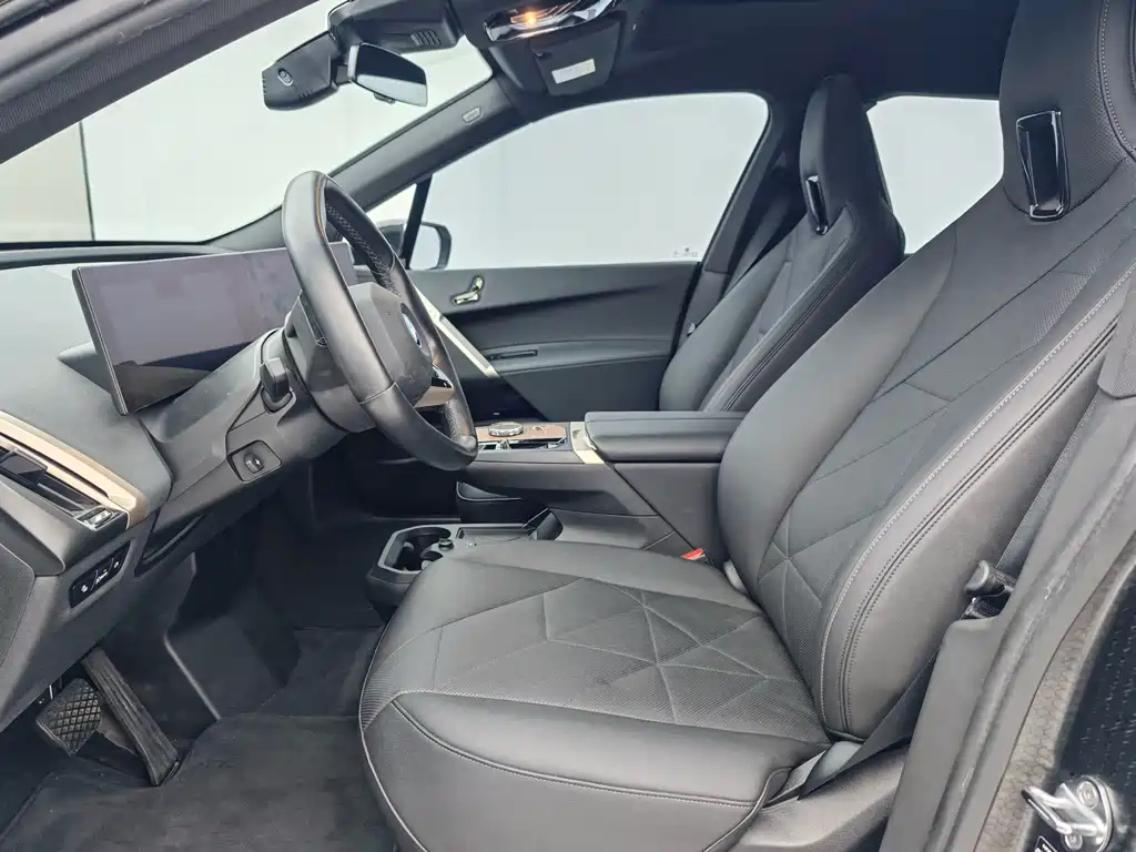 BMW iX — миниатюра 4