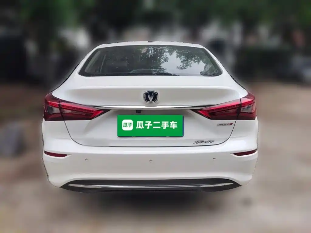 Changan Eado — миниатюра 3