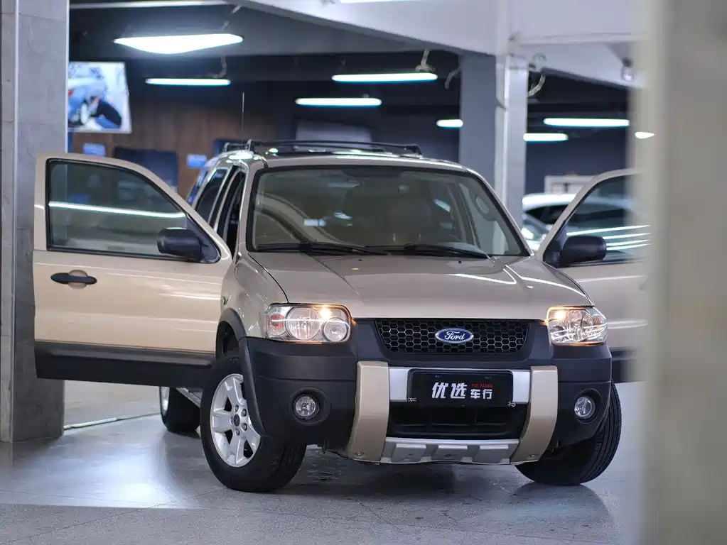 Ford Escape (Import) 2007