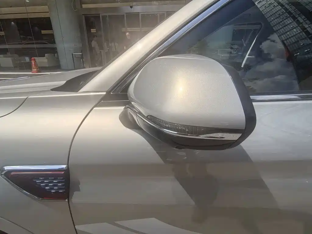 Hongqi Hongqi HS5 — миниатюра 13