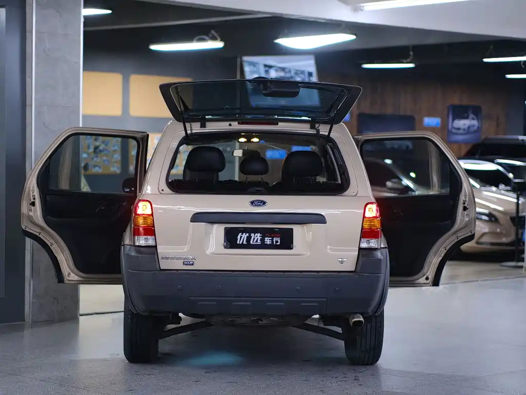 Ford Escape 2005 3.0 AT